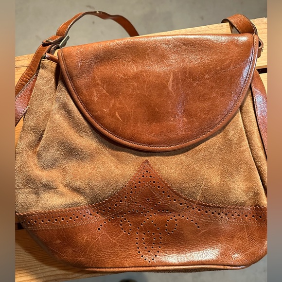 Lord & Taylor Handbags - Vintage Lord and Taylor leather saddlebag brown